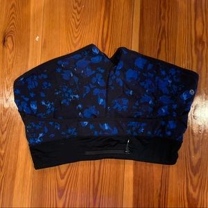 Lululemon shorts size 6